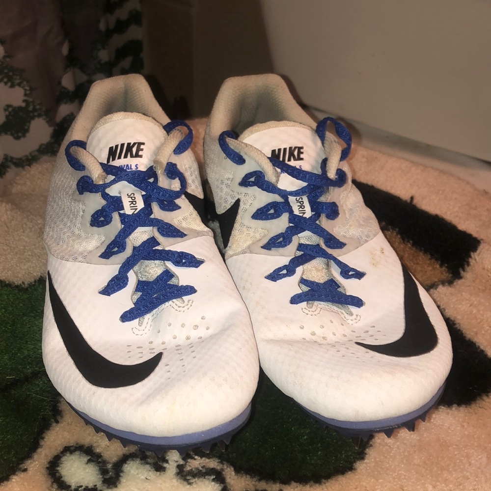 track spikes